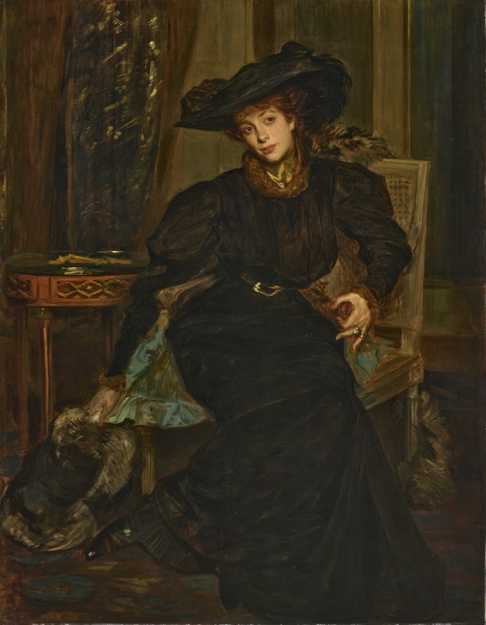 Femme en noir