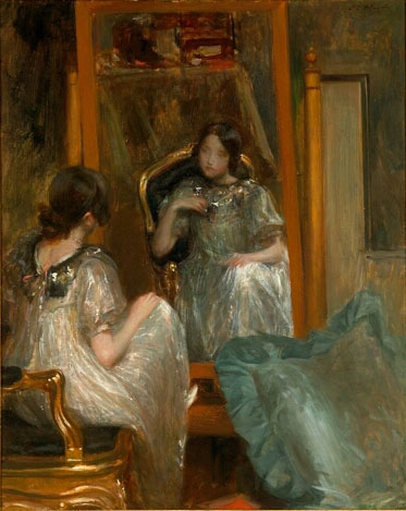 Désirée Manfred au miroir psyché